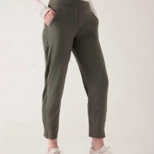Athleta Brooklyn Ankle Pant in Olive